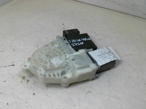 Moteur leve vitre arriere