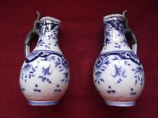 2 BURETTES VINAIGRIER FAIENCE LILLE DECOR LAMBREQUIN FIN 18 EME