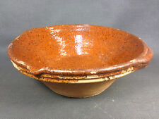 Ancien plat en terre