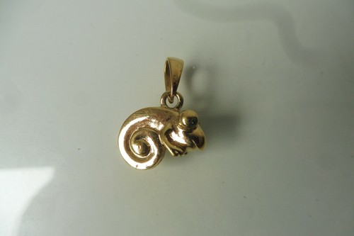 Beau pendentif lézard doré - lézard,,