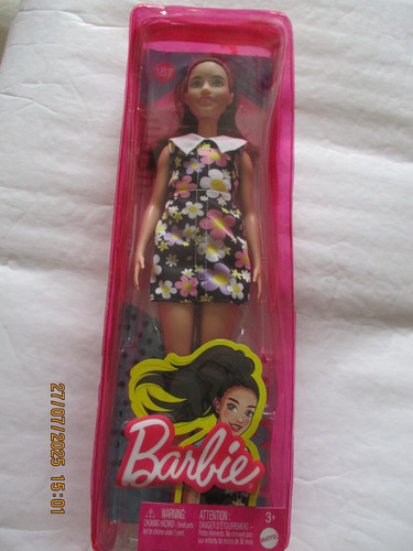 Poupee barbie fashionistas - barbie,