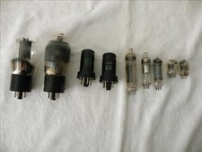 PETIT LOT DE LAMPES TUBES