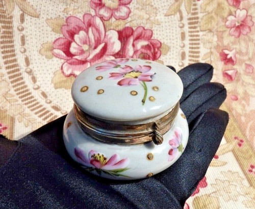 Ancienne boite bonbonnière - boite/,