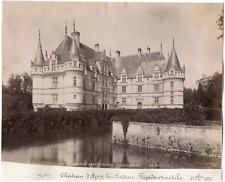 France, Azay-le-Rideau, le château, vue sur les façades orientales  vintage albu