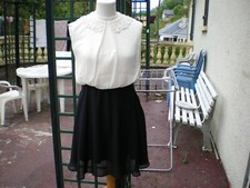 robe femme habillée en voile noir et blanc taille 42cm