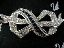 SIGNED SWAROVSKI RIBBON PIN /BROOCH NEW RETIRED !