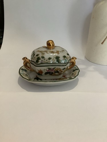 Soupière miniature - , –
