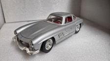 Burago - MERCEDES-BENZ 300SL 1954 argent, 1:18 incomplet SB