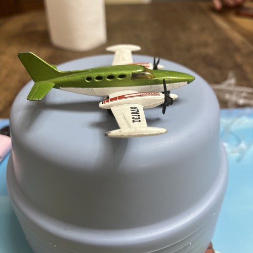 Avion