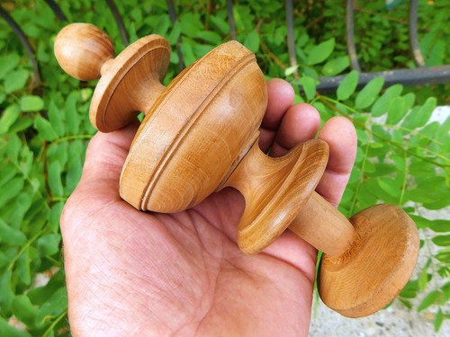 Ancienne grande toupie bois - toupie,