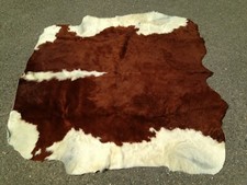 Tapis Vintage  belle Peau de Vache marron et blanche 