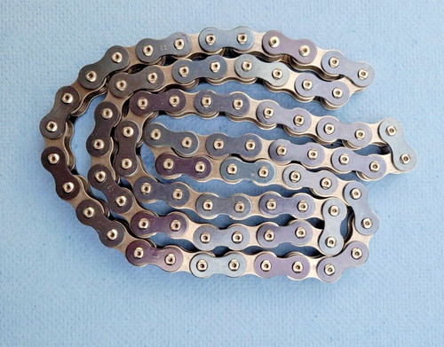 Chaîne rouleaux - chaîne, à