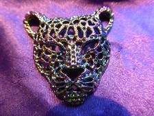 Pendentif panthère en laiton Doré bleu rose 5 cm N° 2540