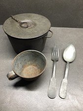 Lot gamelle + fourchette +