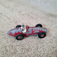 Authentique  Dinky Toys