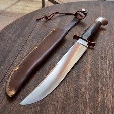 Trés Grand Couteau de Chasse SABATIER  Manche en Cuir avec Fourreau en Cuir 