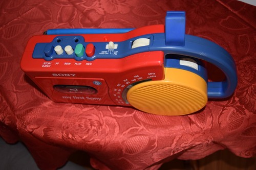 First sony model cfm - my,