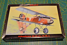MAQUETTE  ALBATROS  D.II    (L.V.G.)   EDUARD  1/48