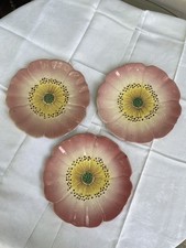 Suite de 3 assiettes anciennes