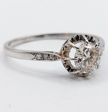 Bague solitaire art deco