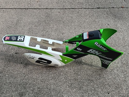 Sx500 seat fairing green body - seat,