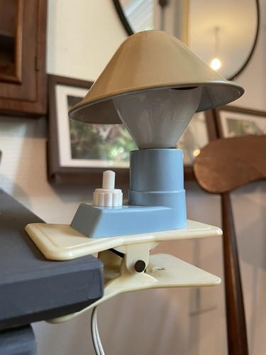 Ancienne magnifique lampe - ancienne,