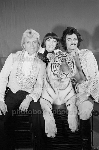 Mireille mathieu exclusive - mathieu,