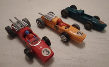 LOT 3 VOITURES CIRCUIT 24 Jouef 60's No Scalextric TCR 6 VOLT 1/43 DANS L ETAT