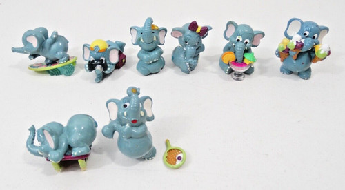 Lot figurines ferrero - de, 8