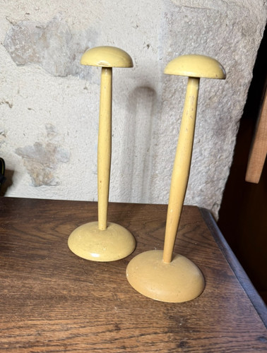 Porte chapeau ou - porte-chapeau,