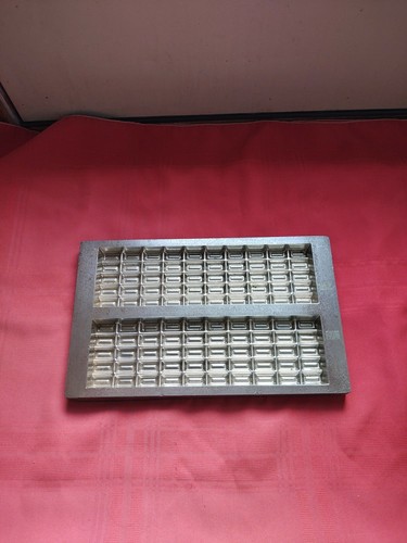 Vintage rare metal waffle - metal,