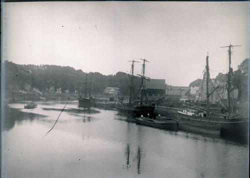 Port grands voiliers 1900 - grands,