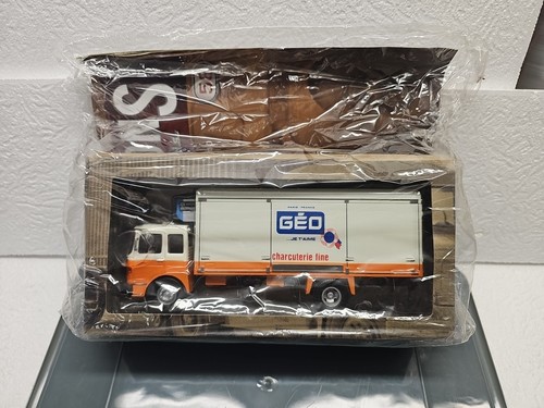 Ixo camion saviem sm 240 - 1/43,