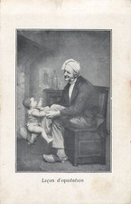 CP LECON D'EQUITATION - BEBE A CHEVAL SUR JAMBE GRAND-PERE BONNET