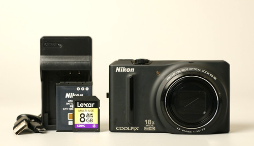 Appareil photo numérique 12,1