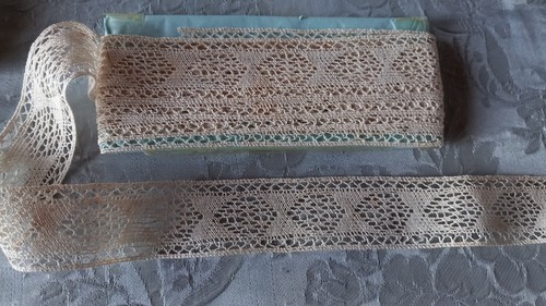 Dentelle ancienne 80 metres - ,