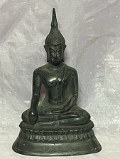 Bouddha assis en bronze coulé