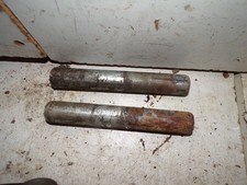 A l'unité tube de selle