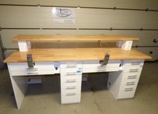 Table de laboratoire de 4