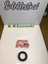 1 passe fil grommet kawasaki