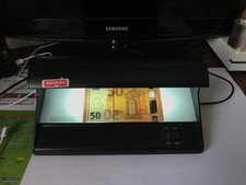 Détecteur de faux billets ou