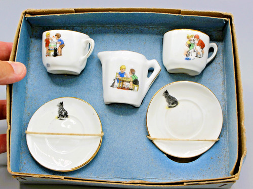 Ancienne dinette miniature - ancienne,