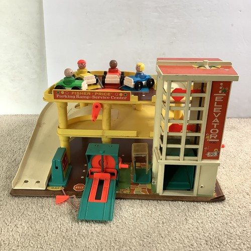 Vtg fisher price little people - vtg,