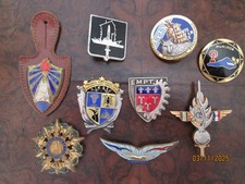 Lot de 9 insignes militaires