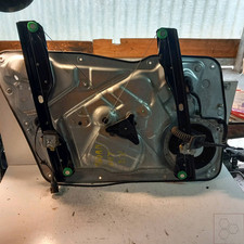 mécanisme lève vitre avant