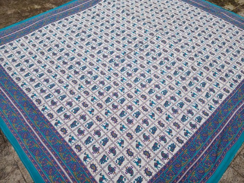 Grand couvre lit - grand, indien