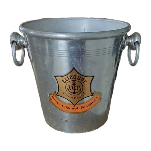 Ancien seau champagne - À,