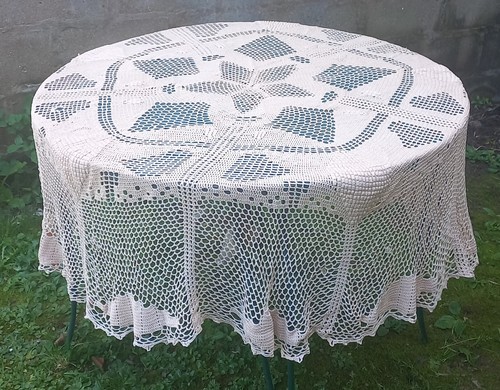 Nappe ronde ecru ancienne - nappe,