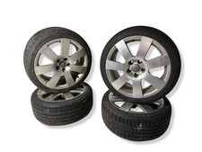 Audi A4 S4 B6 jeu 18 pouces