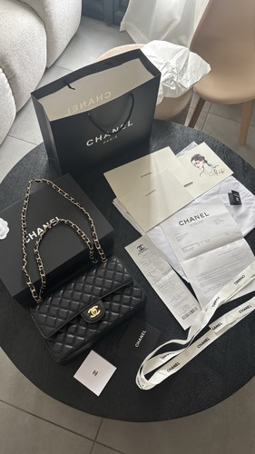 Sac main chanel - À,